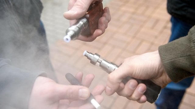 Lietuvos paaugliai puikuojasi PSO sąrašo viršuje: cigaretėmis ir alkoholiu aplenkė visą Europą