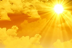Atrado netikėtą teigiamą saulės poveikį sveikatai, bet gydytoja įspėjo nepiktnaudžiauti