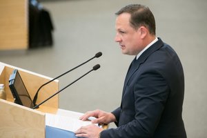 Generalinis prokuroras kviečiamas į Seimą dėl Romo Adomavičiaus ir Neringos Venckienės bylų