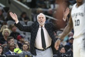 JAV krepšinio autoritetas G. Popovichius neištvėrė: „D. Trumpas yra beprotis“