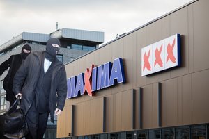 Sulaikius V. Sutkų ir M. Zalatorių STT pareigūnų sulaukė ir „Maxima“