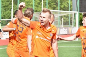 Atakuojantys „Bangos“ žaidėjai – ryškiausi A lygos turo rinktinėje