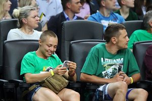 Tragediją artimoje aplinkoje išgyvenusi R. Namajunas grįžta į narvą