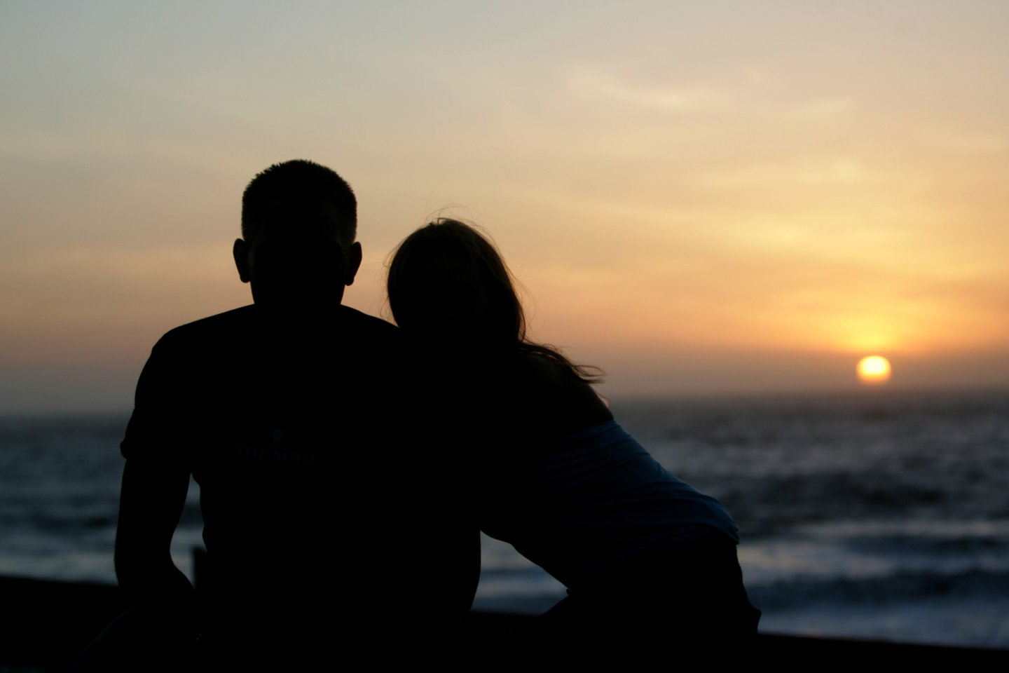Porelė grožisi romantišku saulėlydžiu.<br> A.Barzdžiaus nuotr.