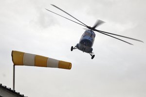 Pamaskvėje avariniu būdu nusileido karinis sraigtasparnis, niekas nenukentėjo