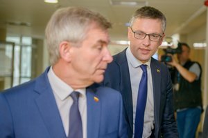 V. Pranckietis neskubės priimti sprendimo dėl V. Bako 