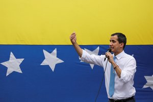 Venesuelos opozicijos lyderis J. Guaido pasislėpė Prancūzijos ambasadoje