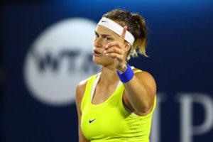 A. Lukašenkos retoriką perėmusi tenisininkė A. Sobolenka: „Koronavirusas apėjo Baltarusiją, jis nematomas, todėl jo nėra“