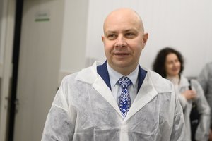 Po pranešimų apie naujus ligos atvejus šeimos šventėse A. Veryga įvardijo, ar atšauktų karantiną