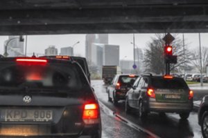 Žinia vairuotojams: keičiasi svarbaus dokumento forma ir spalva