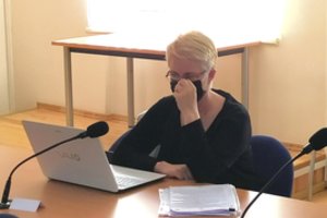 Visą dieną vykusiame teismo posėdyje N. Venckienė išvydo, kaip ji kandžiojosi ir spardėsi