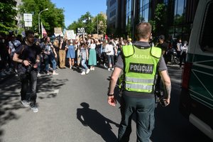 Dėl įvykių JAV turėtų suklusti ir Lietuva: protestai jau kelia nerimą pasaulyje