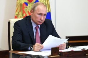 Atokiuose Rusijos regionuose prasidėjo išankstinis balsavimas dėl V. Putino reformų