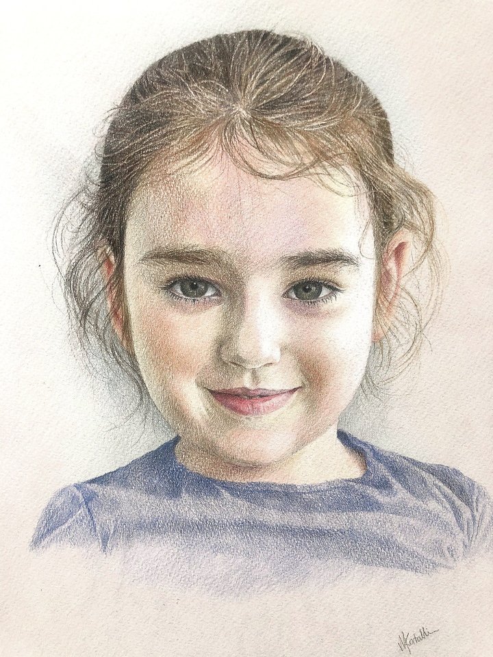 Kol dukra Maria būna vaikų darželyje, pasiilgusi mama nupiešė jos portretą.