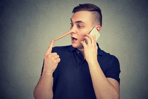 Daugiausiai dezinformacijos apie COVID-19 gegužę fiksuota Lietuvos kaimynystėje