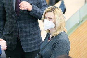 R. Tamašunienė: ieškoma sprendimų, kaip atsilyginti už pareigūnų darbą suvaldant krizę