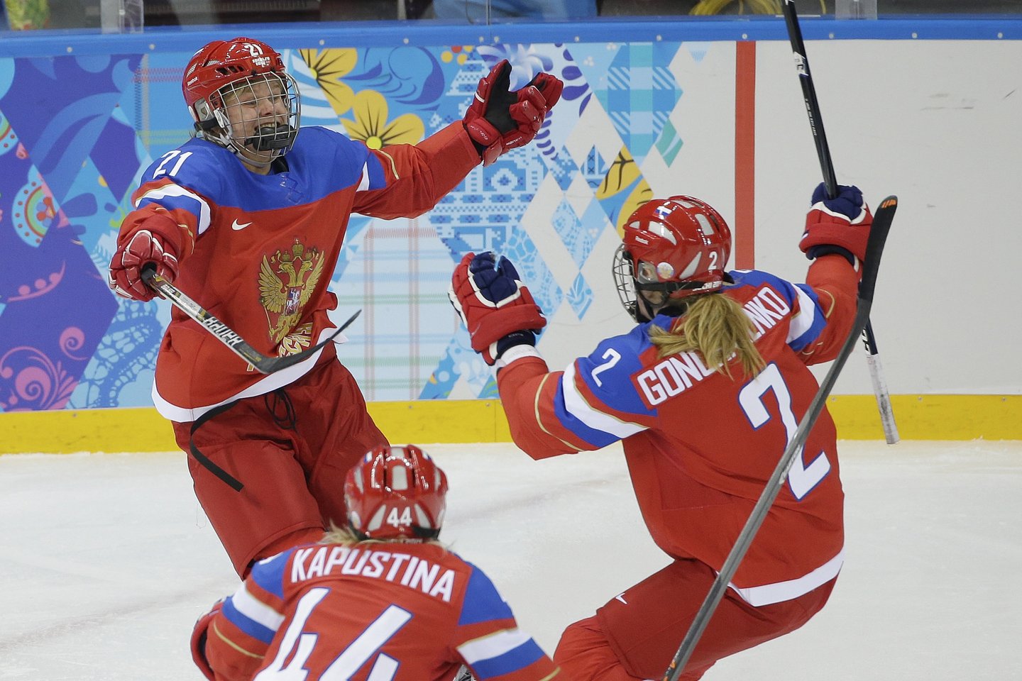  Ketvirtadienį diskvalifikuota visa 2014 metų Rusijos moterų ledo ritulio rinktinė<br> AFP/Scanpix.com nuotr.