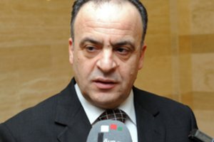 Sirijos prezidentas B. al Assadas atleido premjerą I. Khamisą