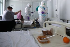 Naujausi koronaviruso atvejai Lietuvoje: ženklus pasveikusių skaičius, tarp užsikrėtimų – ir įvežtinis