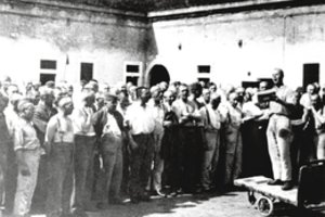 Nacizmo pragaro liepsnas kentusius žmones gelbėjo netikėtas ginklas 