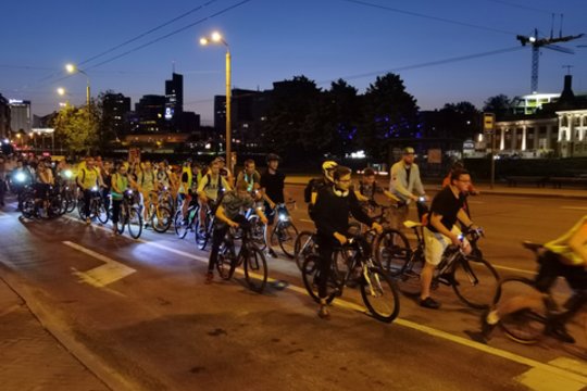 Specialiame suvažiavime dalyvavo daugiau nei 100 dviratininkų ir šio sporto mėgėjų. <br>R.Danisevičiaus nuotr.