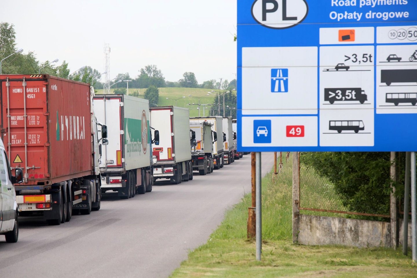 Papasakojo, kas vyksta pasienyje, atidarius sieną su Lenkija.
