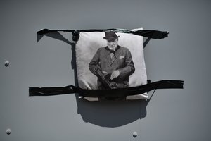 „Google“ aiškinsis, kodėl iš paieškos rezultatų dingo W. Churchillio nuotrauka