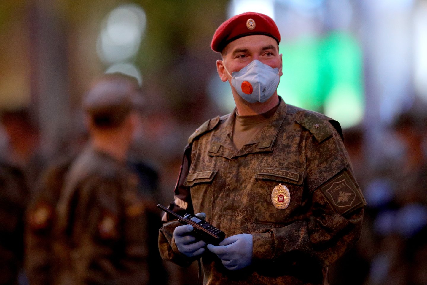 Rusijos federalinė saugumo tarnyba (FSB) užkirto kelią atakai vienoje mokykloje Volgograde, o ją planavęs surengti paauglys yra sulaikytas, pirmadienį pranešė agentūros atstovai.
