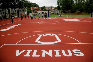 Prašymas Vilniaus savivaldybei – neskirstyti vaikų į „jūsų ir mūsų“