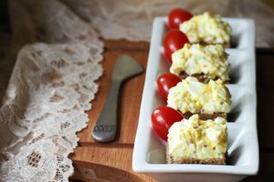 Kiaušinių užtepėlė, primenanti pikantišką mišrainę