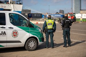 Netikėtas reidas: patikrino iš kelto išvažiuojančių vairuotojų blaivumą