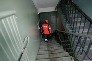 Aiškėja daugiau detalių apie daugiabutyje paliktą kūdikį: kaimynai pateikė savo versiją