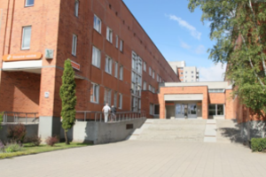 Panevėžiečio padėka nepasiekė gydytojos: nors su pirštinėmis ir kauke, bet pavojingas?