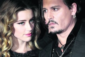 Nuo aktorės Amber Heard nusisuko jos advokatai