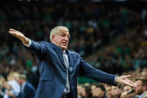 Ž. Obradovičius kapituliavo: sutiko susimažinti algą, bet dėl to atsisakė „Fenerbahce“ prezidento lėktuvo