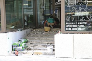 Naujus laiptus Vilniaus centre teko ardyti dėl labai kvailos priežasties