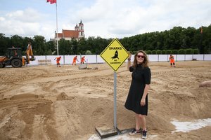 Pajūris – sostinėje: vilniečiai pliažą turės Lukiškių aikštėje