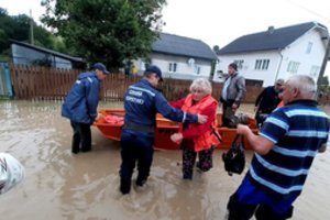 Vakarų Ukrainoje per liūtis ir potvynius žuvo trys žmonės