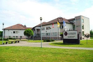 Universiteto reakcija į COVID-19 – tūkstančiai eurų studentams paremti