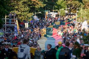 Tautišką giesmę liepos 6 d. giedosime kitaip: kviečia rinktis naujose vietose – prasmė ypatinga