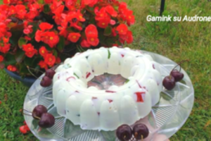 Desertinis varškės sūris su žele: desertas, kuriam neliko abejingų