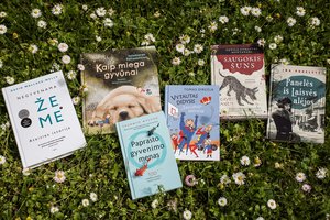 Visa šeima atostogauja su knyga 