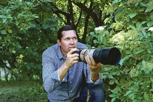 Norėdamas įsigyti fotoaparatą pareigūnas pardavė automobilį