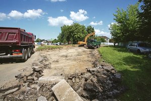 Ilgai laukta gera žinia: prie Kauno klinikų tilps keli šimtai automoblių