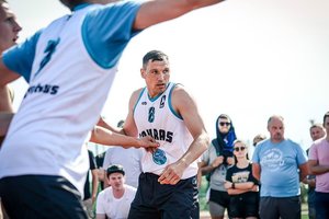 Varžovus stumdęs ir teisėjus auklėjęs J. Mačiulis įvertino debiutą trijulių krepšinyje