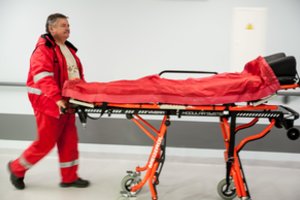 Juodi karantino pėdsakai: ne visos specialistų prognozės išsipildė, ypač Lietuvoje