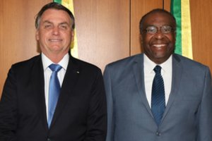 Brazilijos švietimo ministras atsistatydino dėl melagingo gyvenimo aprašymo