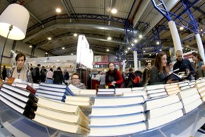 Verstinė negrožinė literatūra: šiame sąraše rasite pačias vertingiausias knygas