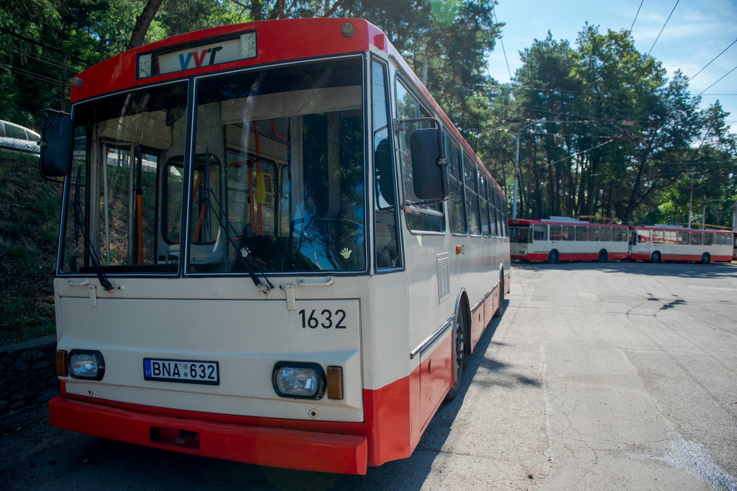 VVT, vilniaus viešasis transportas, antakalnio žiedas, žolyno gatvė, troleibusų parkas, troleibusas<br>J.Stacevičiaus nuotr.