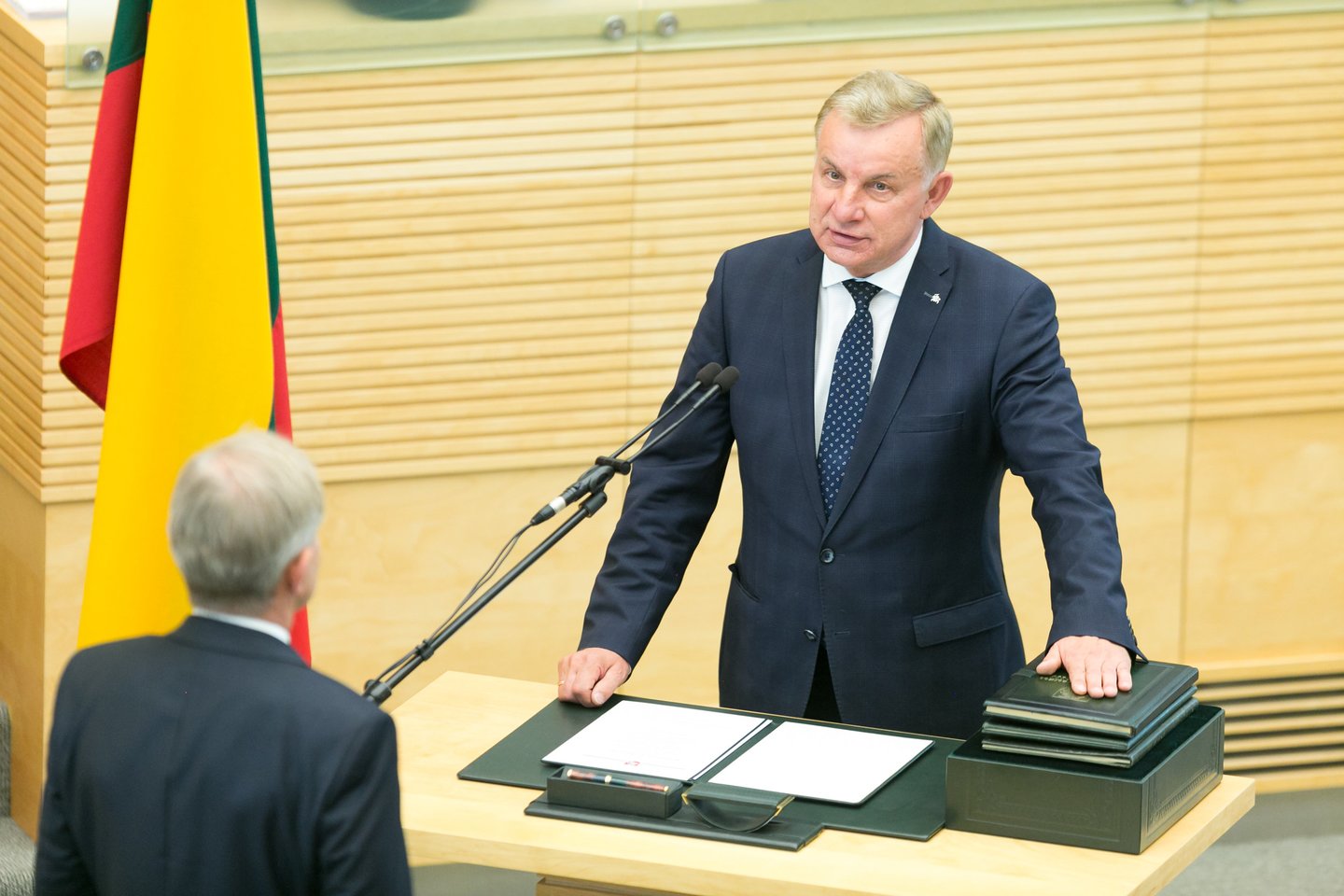 Šį antradienį Seime prisiekęs R.Sinkevičius trumpai pabus ministru.<br>T.Bauro nuotr.